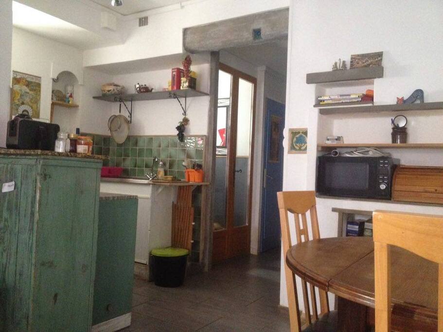 Coin cuisine et salle a manger