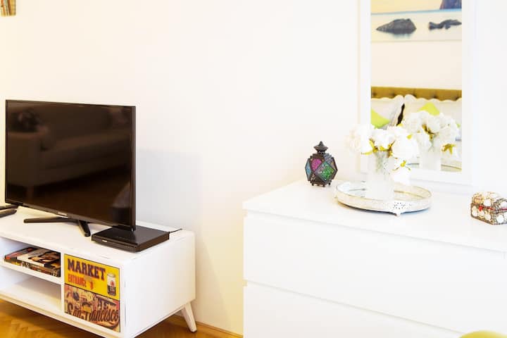 Charming Apart In The Heart Of City - Prague