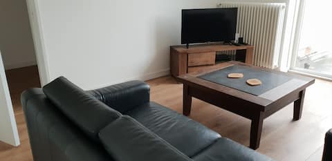 Spacious upstairs house with 4 individual bedrooms