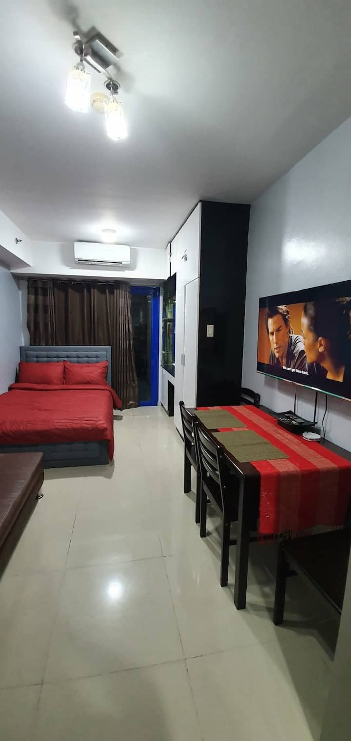 Studio staycation MOA Sea Residences Condominiums for Rent in Pasay, Metro Manila