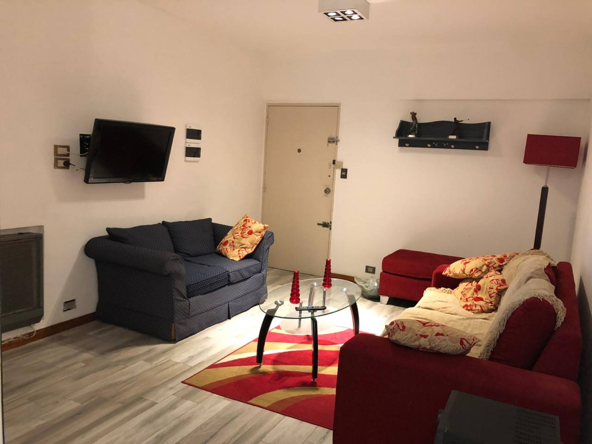 Two-bedroom apartment with private patio in Palermo