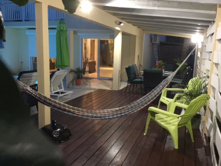 Espace Deck et pool house