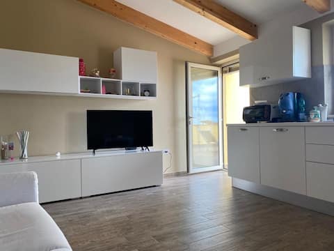 Popular Airbnb listing: Attic by the sea in Castellabate