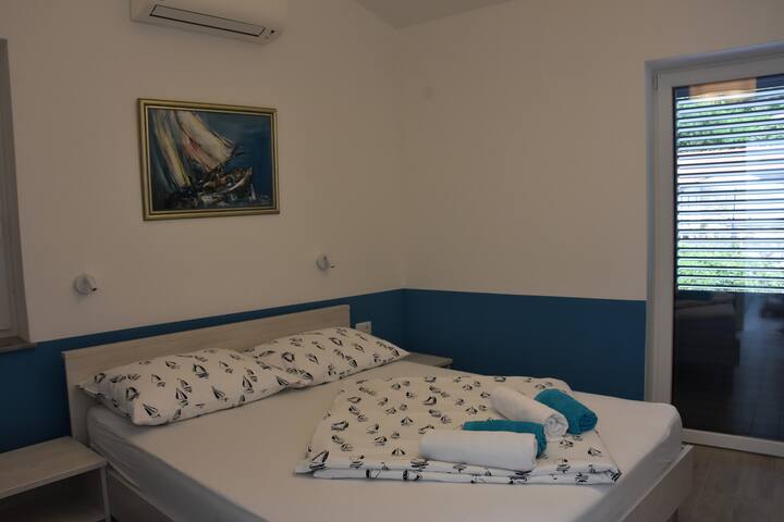 Საძინებელი 3