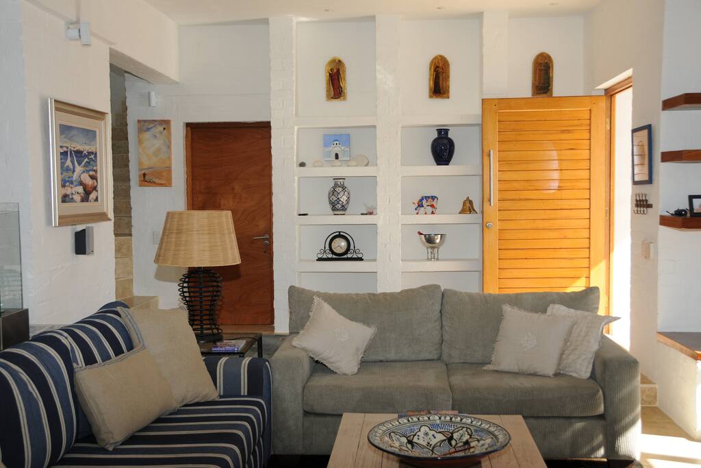 Lounge area