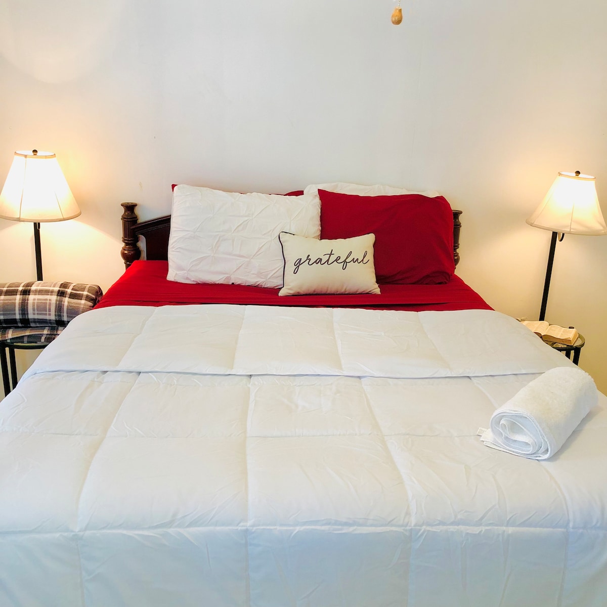 1号房：标准双人床