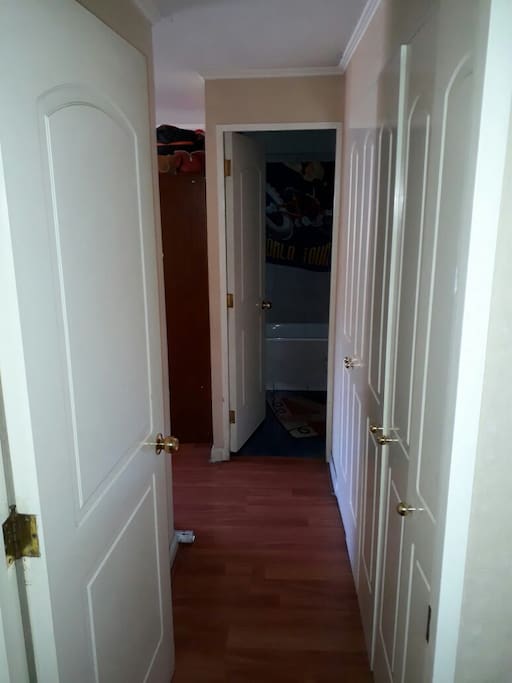 Pasillo al Dormitorio en Suite