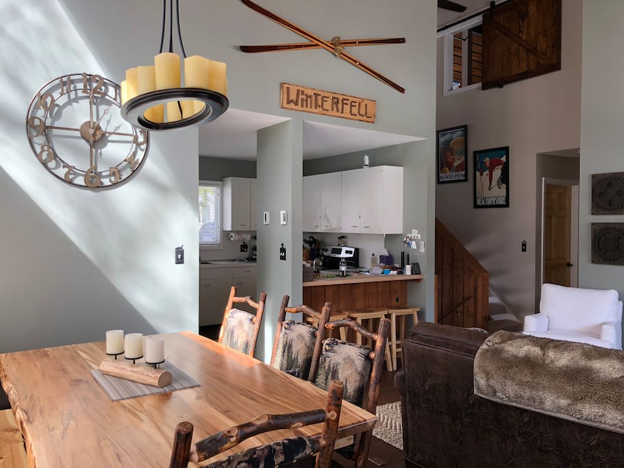Living/Dining Area