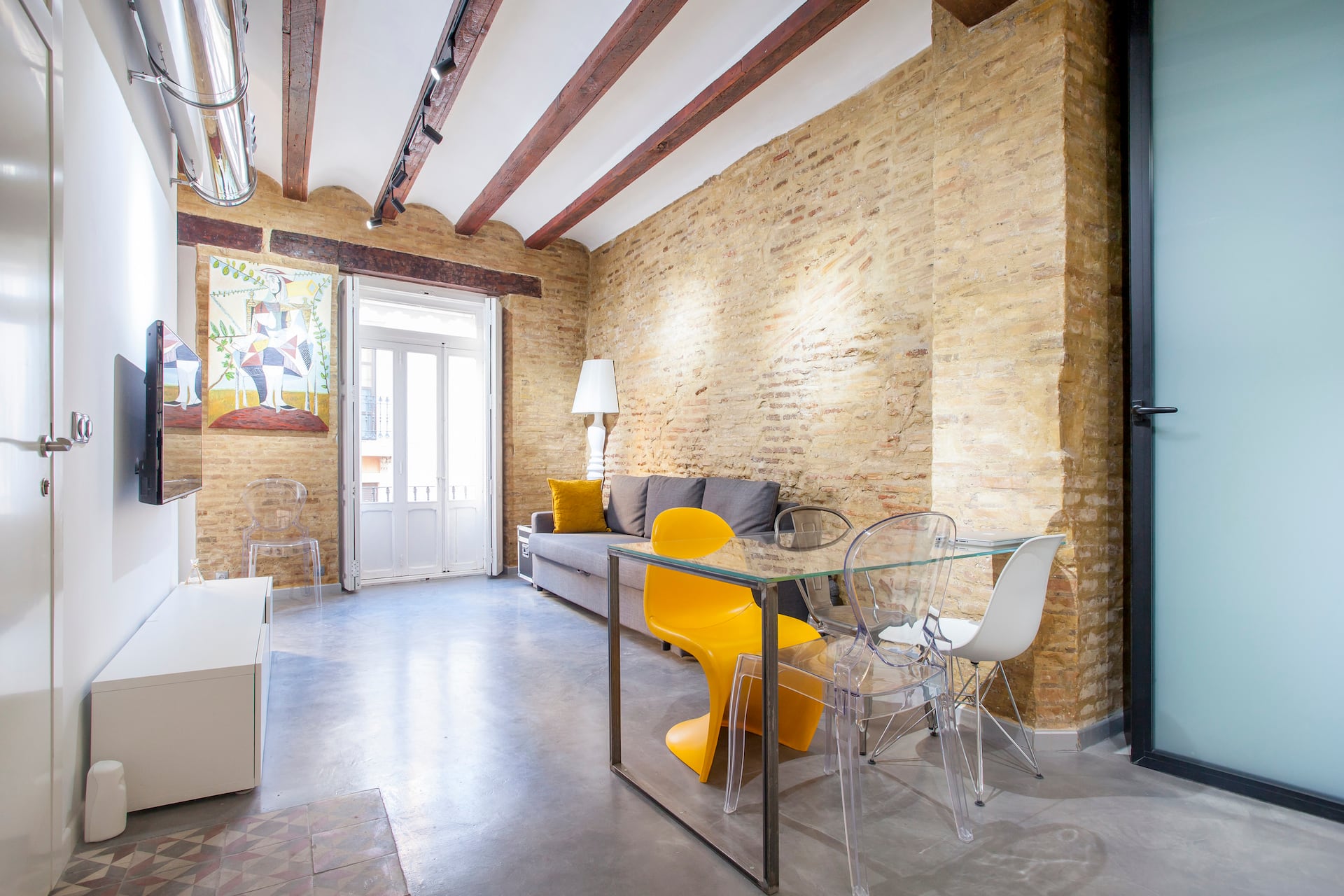 CENTRO VALENCIA. INDUSTRIAL LOFT IN HISTORIC BUILDING