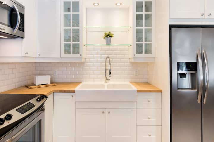 Offrez Vous Une Pause Dans Un Loft Moderne Entoure De Nature En Monteregie Lofts For Rent In Otterburn Park Quebec Canada