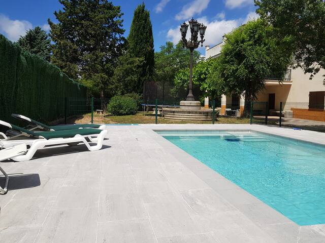 Casa a prop de la Costa Brava amb piscina privada