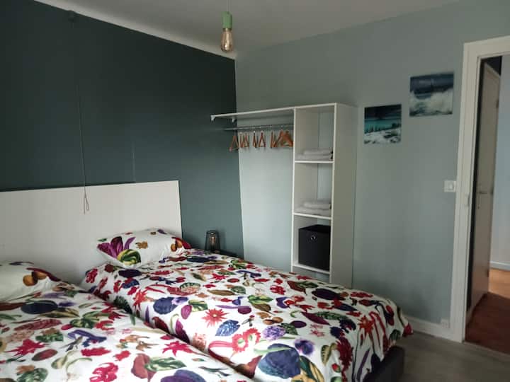 Спалня N2 с легло 180x200 или 2x90x200