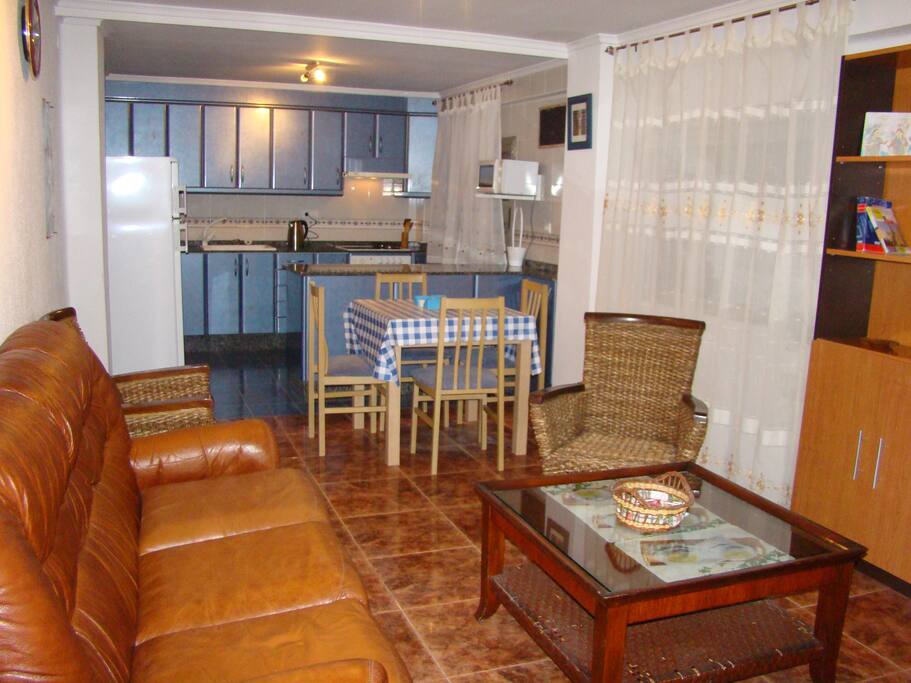 Comedor con cocina Americana