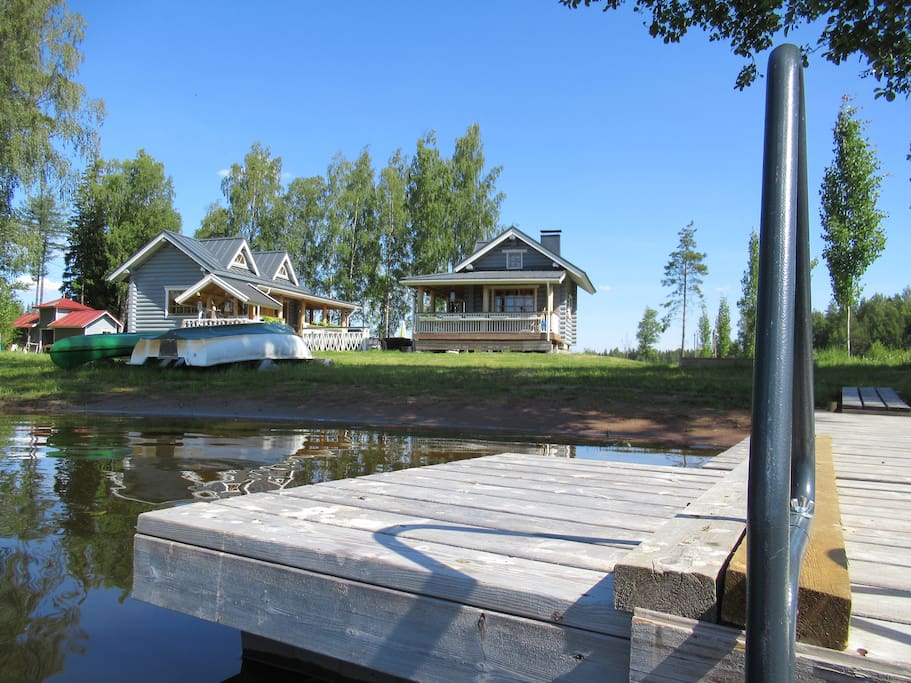 Sauna & cottage, lakeside view.