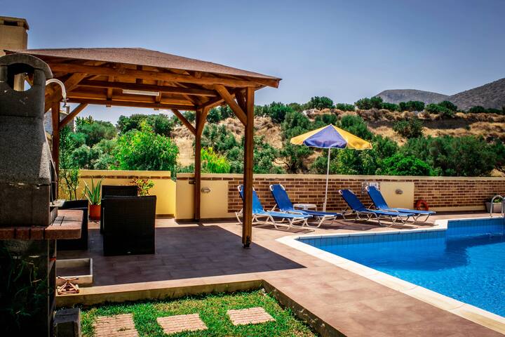 Nine Muses 3 Bedroom Villa 2 gallery image 3