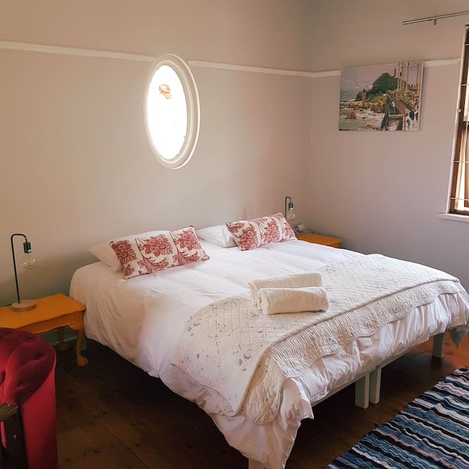 Warm and spacious bedroom