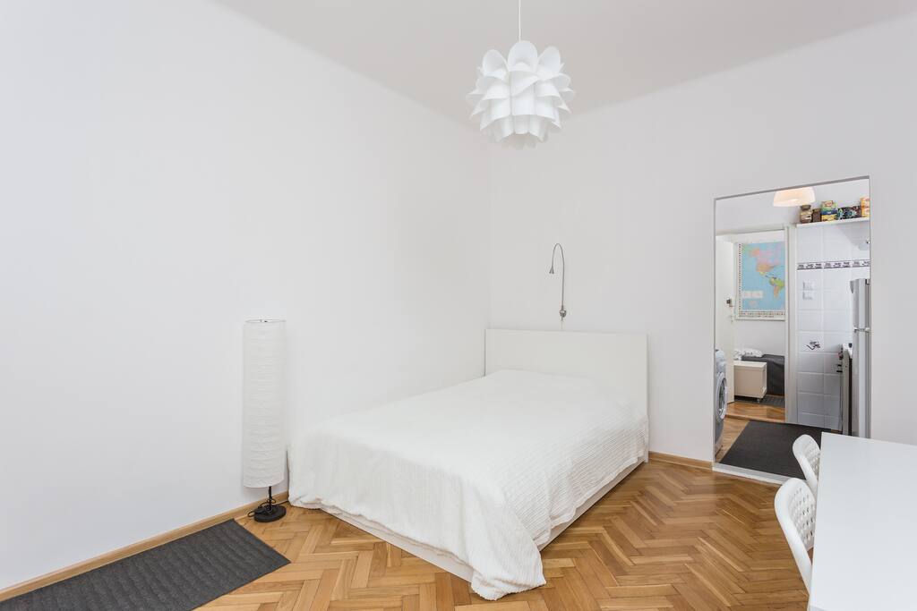 Double bed in the main room