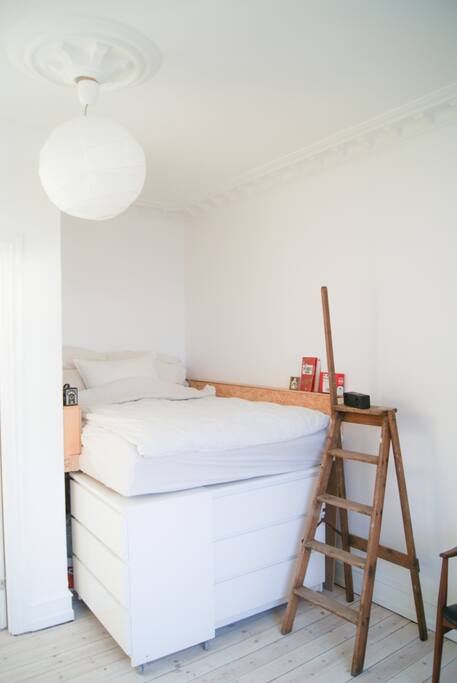 Bedroom 1. The bed is a bit high up, but that just makes the sleeping experience super "hyggelig" and comfy.
