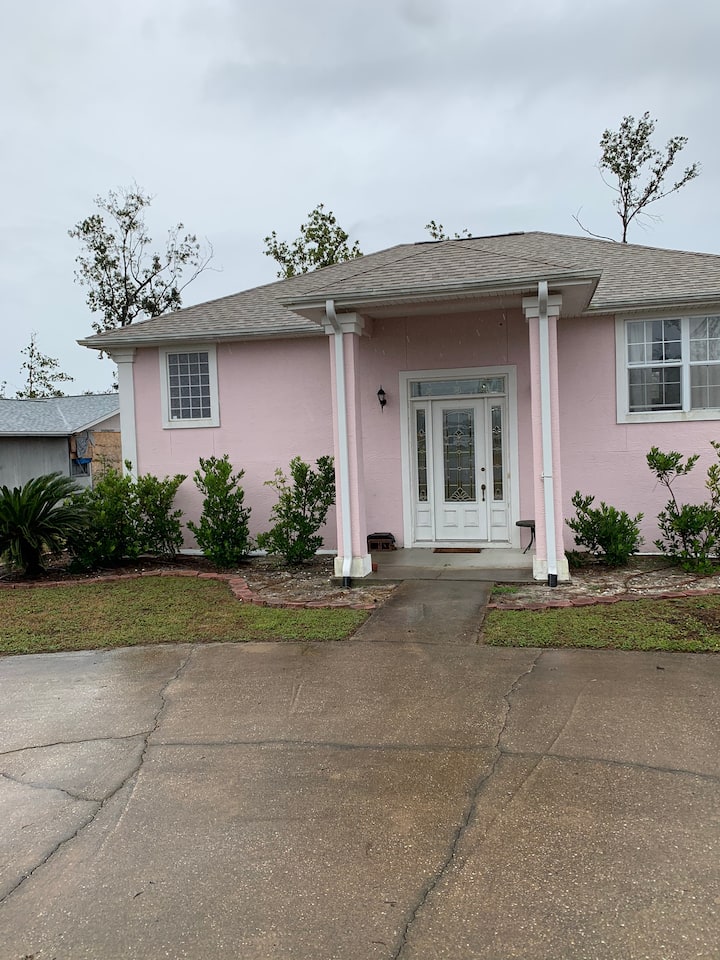 Youngstown Vacation Rentals & Homes Florida, United States Airbnb