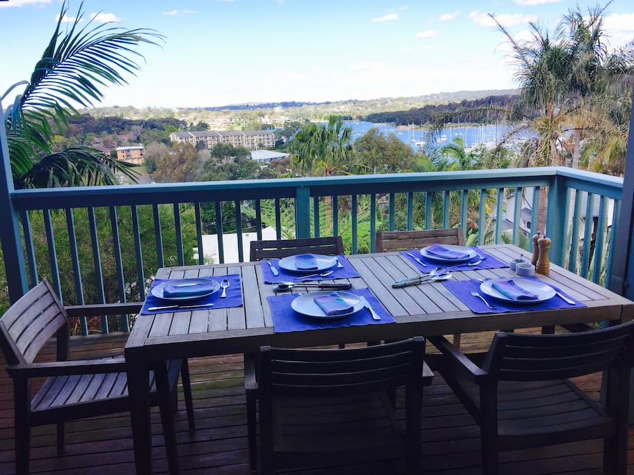 Al fresco dining, with water views