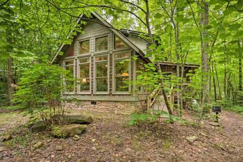 Falls View Cabin at Dennis Mill