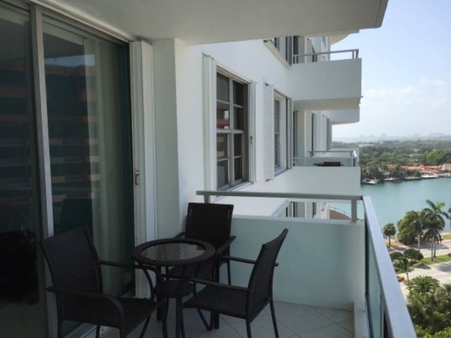 Balcony also has view of intercoastal