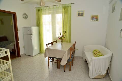 Successful Airbnb property: Apartment A4 in Općina Kukljica