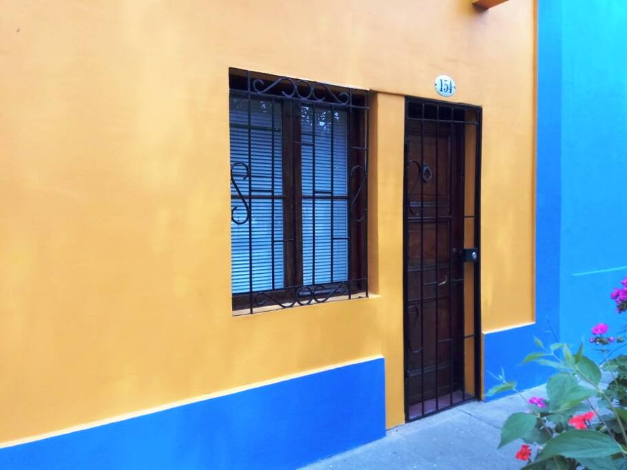 A private entrance to this studio is one of the pros this property has.