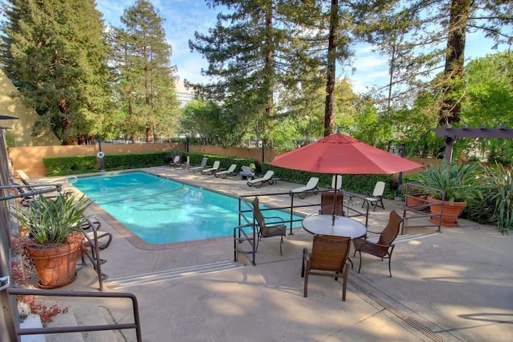 2br Condo Among Redwoods - 31-day Min - Sacramento, CA