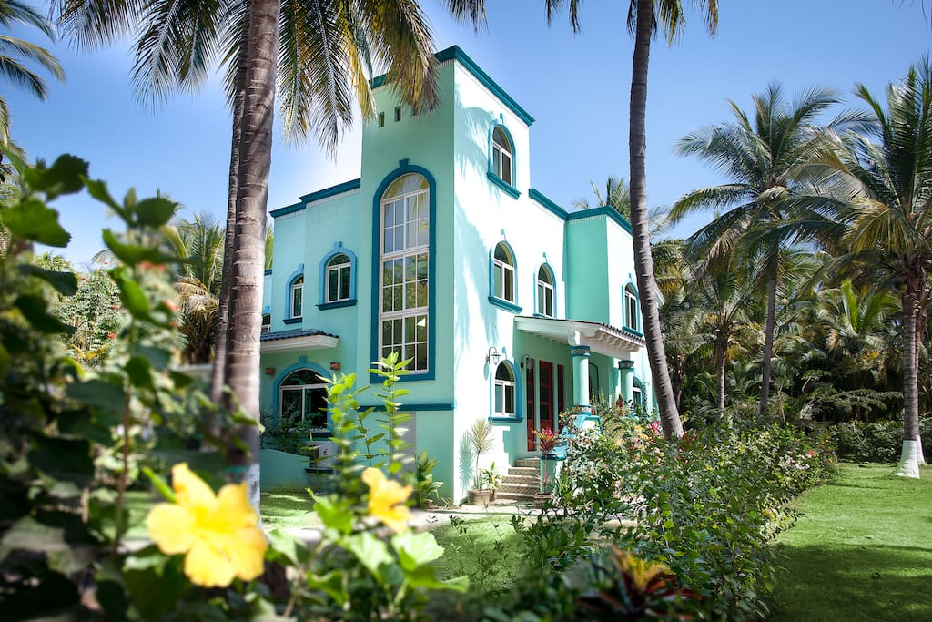 Casa Maria tucked away in the palms