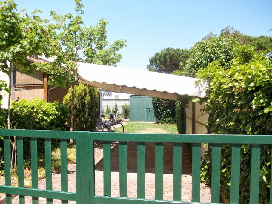 Ingresso dalla strada