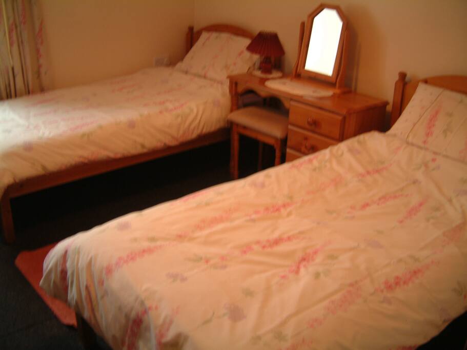 Twin Bedroom