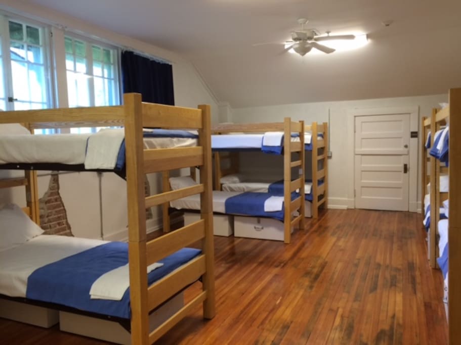 Men's Dorm