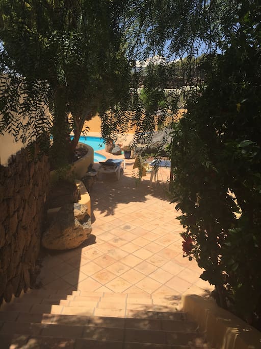 Steps to the pool area.