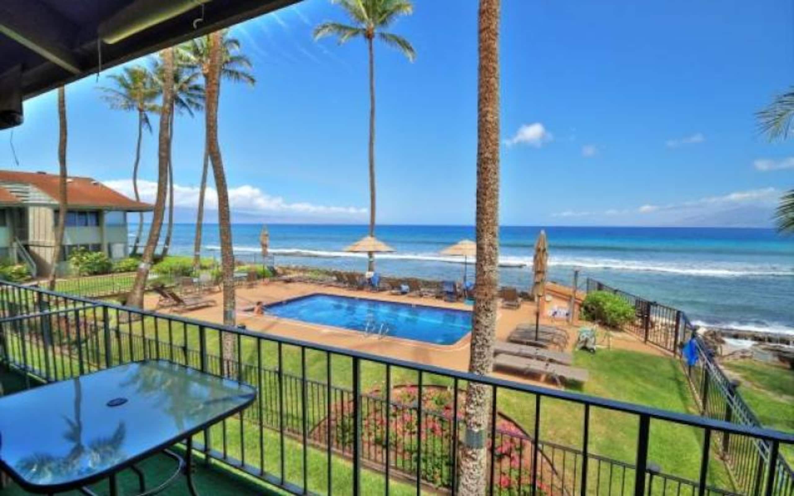 Condo in Lahaina · ★4.8 · 2 bedrooms · 3 beds · 2 baths - Image 3