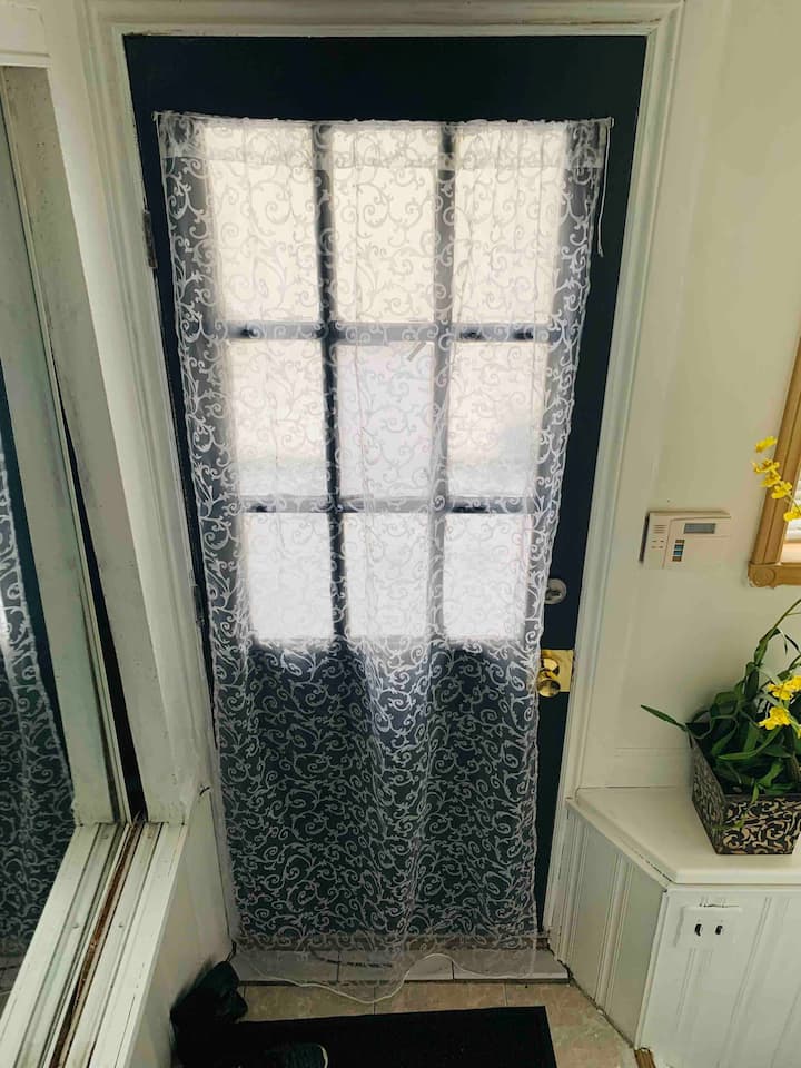 Beasley, Hamilton Vacation Rentals & Homes Hamilton, Canada Airbnb