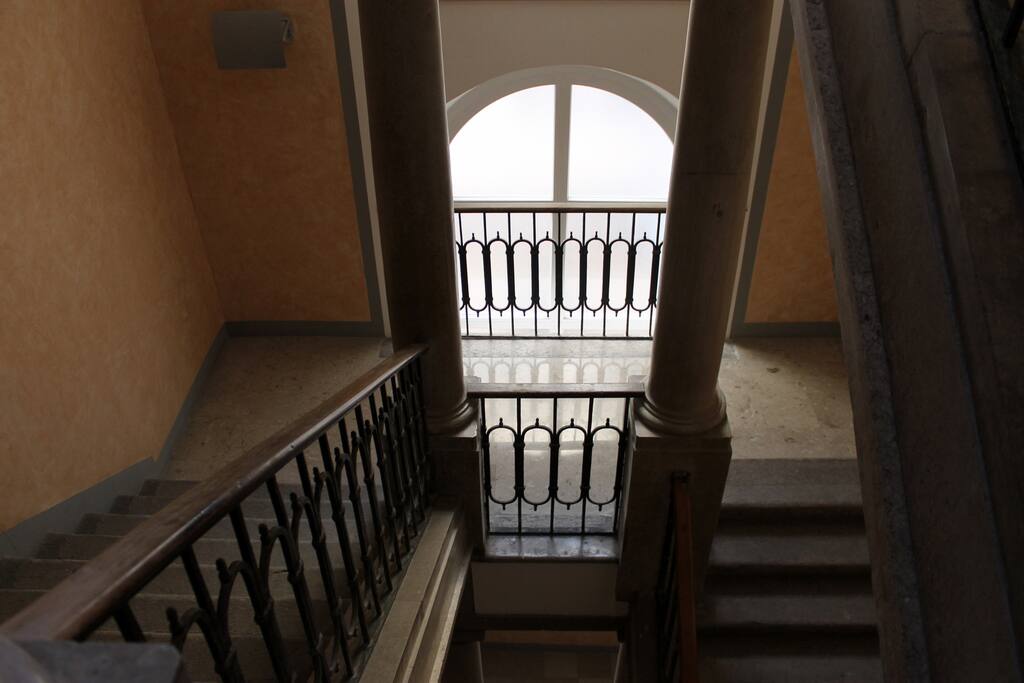 Casa Griot - interni - vano scale
