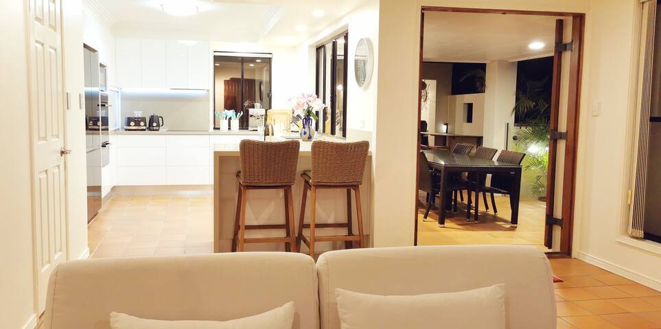 Noosa – Hidden Gem in Castaways Beach gallery image 2