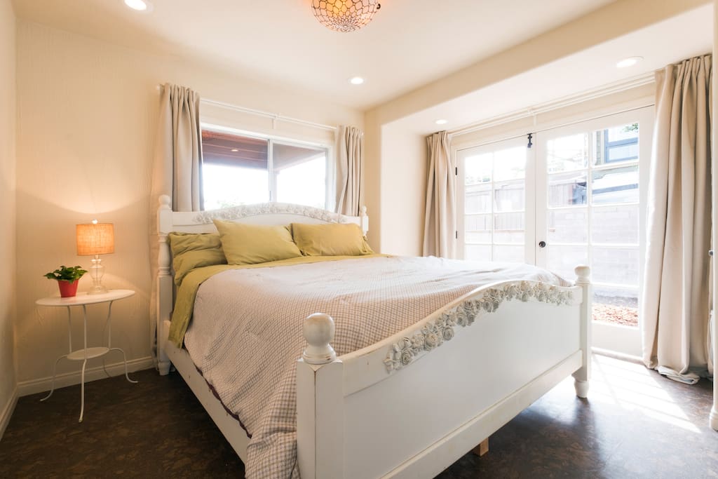 King size bed in front bedroom.