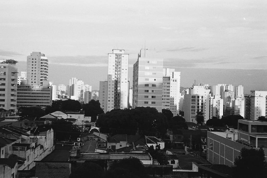 vista da sala e quartos