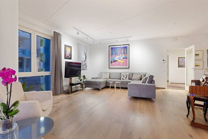 Seaside apartment at Sørenga gallery image 3