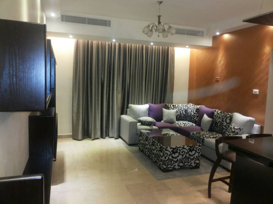 Setting Room