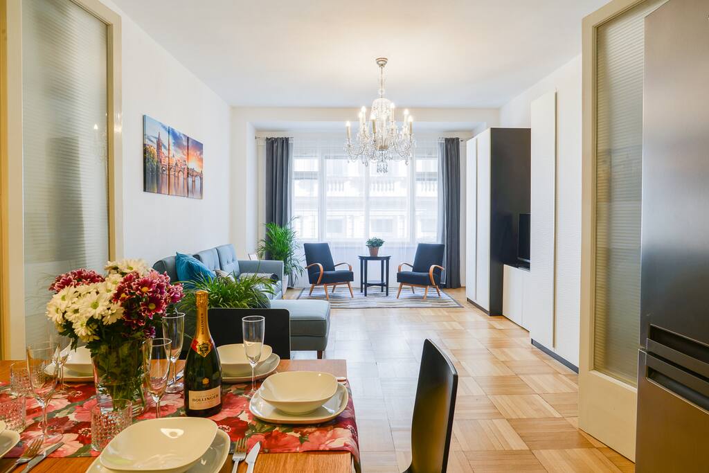 At 120m2 you will enjoy the true luxury. There will be a pleasant and comfortable stay for up to 6 persons.