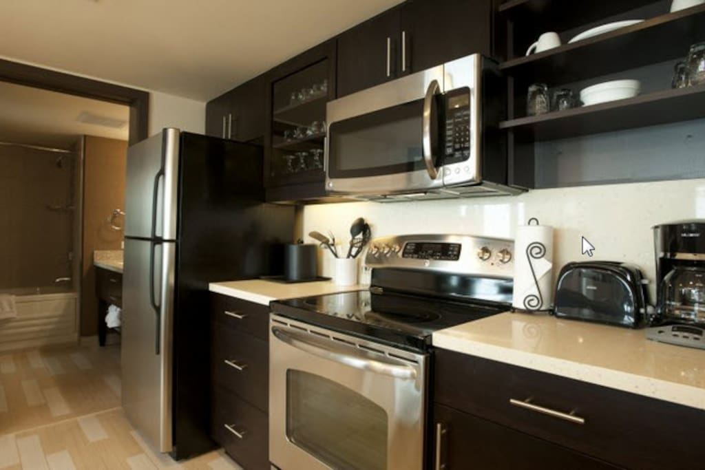 Full Kitchen