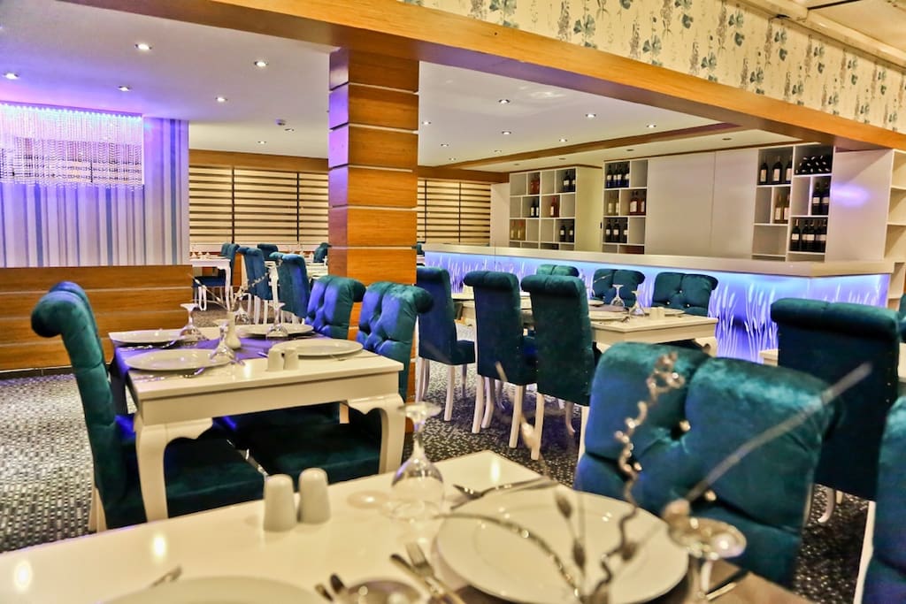 Restaurant/Lobi