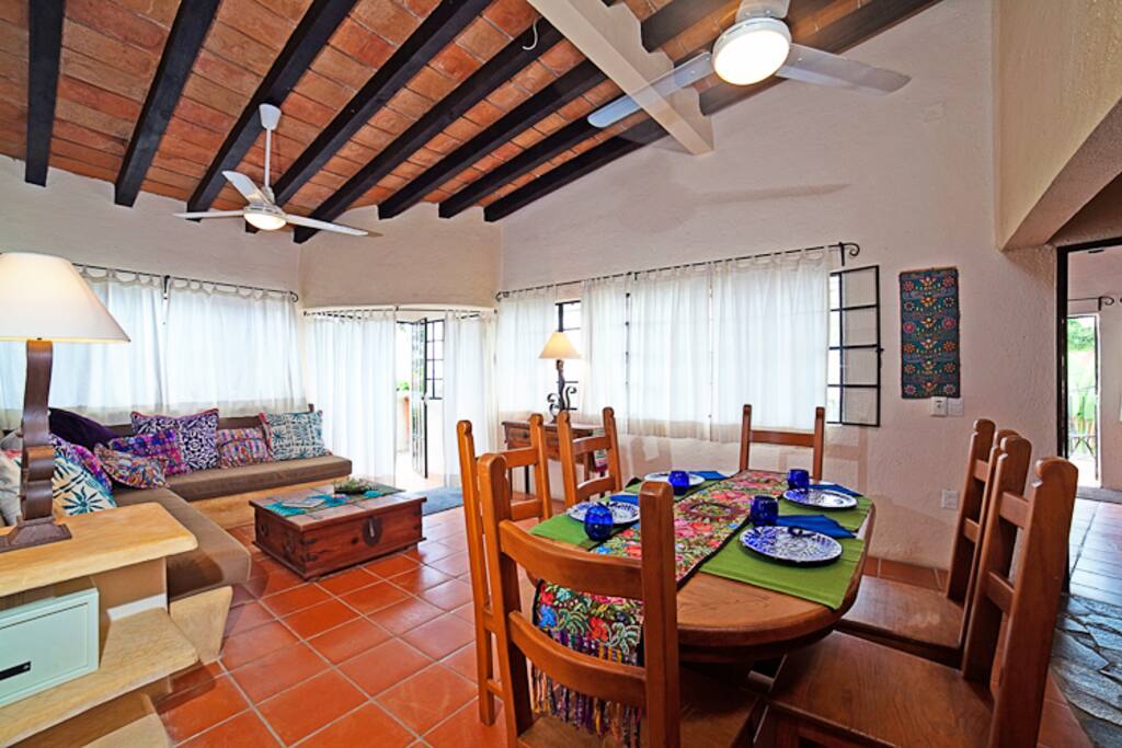 Casa livingroom