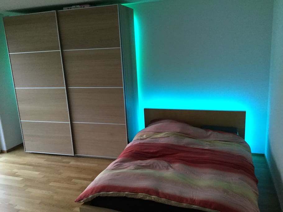 The bedroom has a double bed, a third single mattress can also be put at disposal for a 3rd guest.