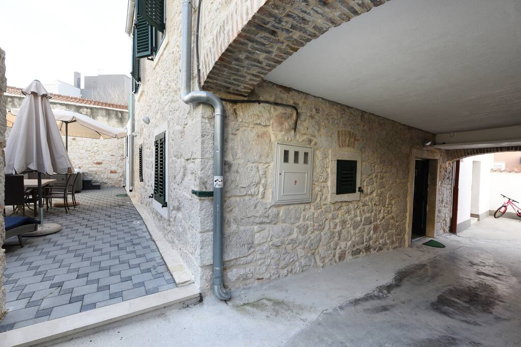Entrance to Terrace and Main Entrance