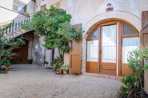 Entire apartment in Pau, Costa Brava