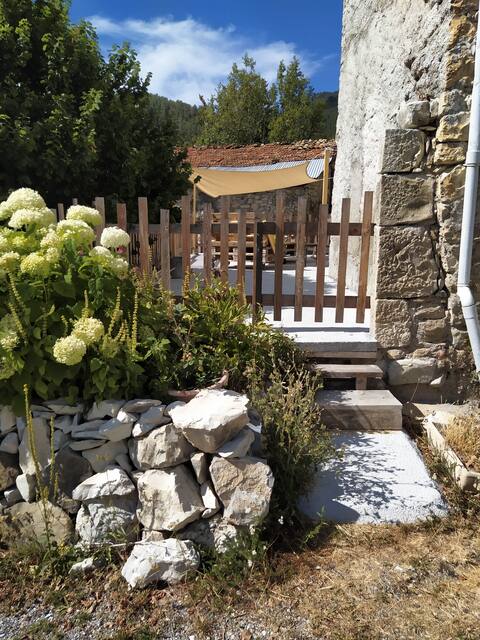 Maison Hte-Provence parc naturel  Verdon